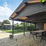 Дом отдыха Beachside Bliss In Marielyst-by Traum