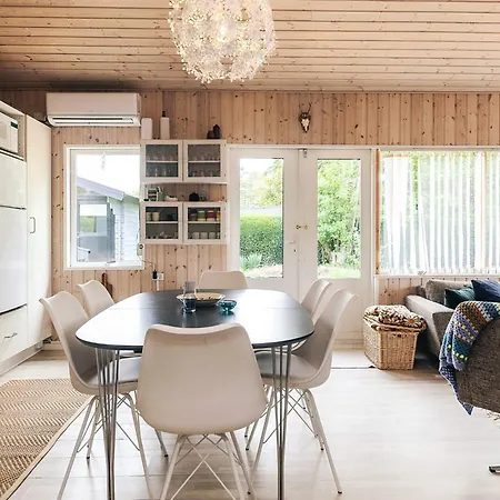 Dom wakacyjny Beachside Bliss In Marielyst-by Traum Bøtø By