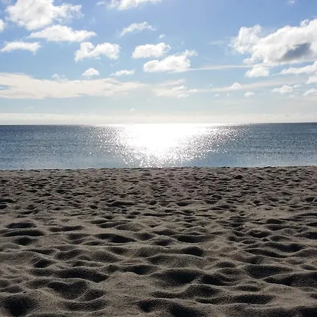 Beachside Bliss In Marielyst-by Traum
